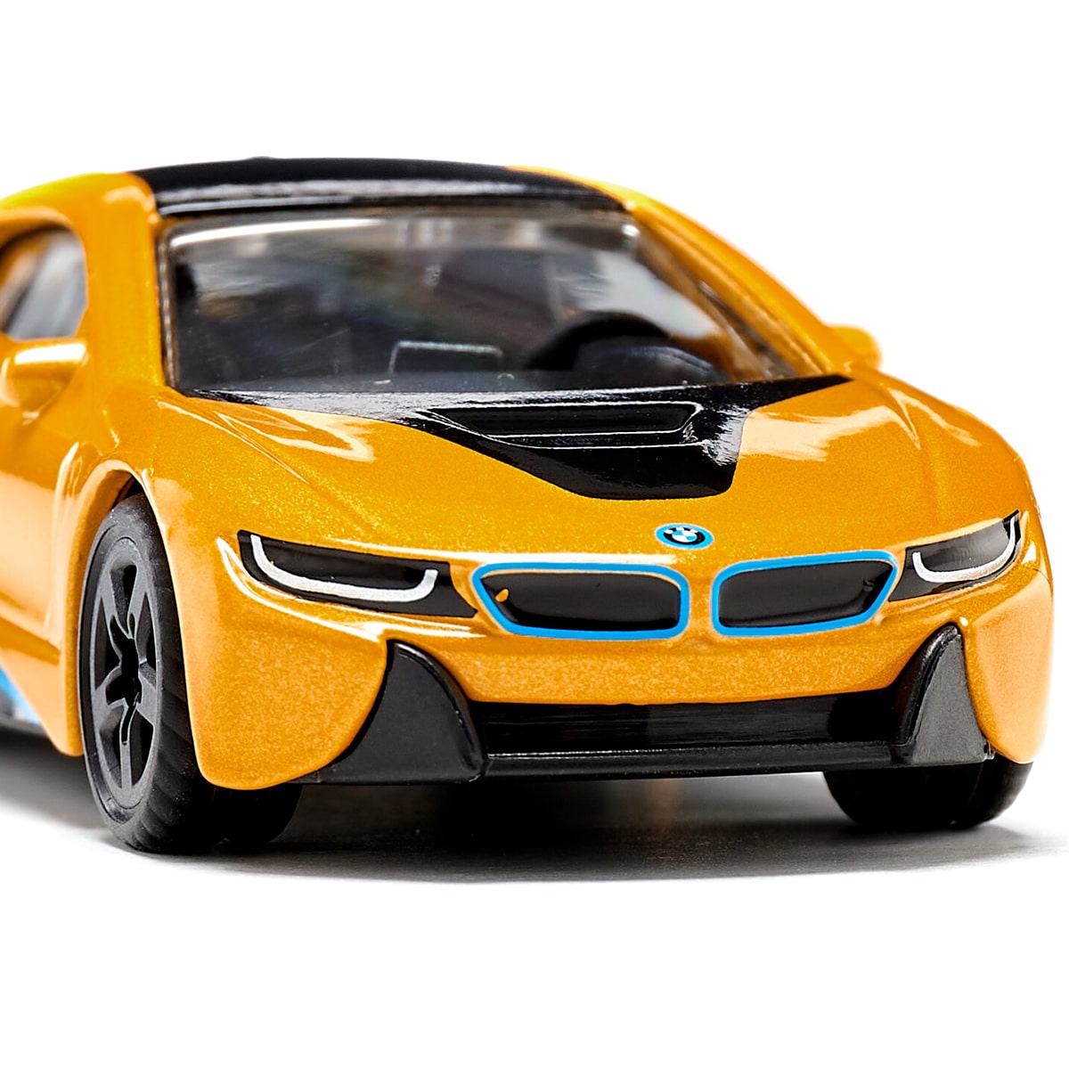 BMW i8: ｜教育・保育関係者向けサイトPLAYSCAPE｜ボーネルンド