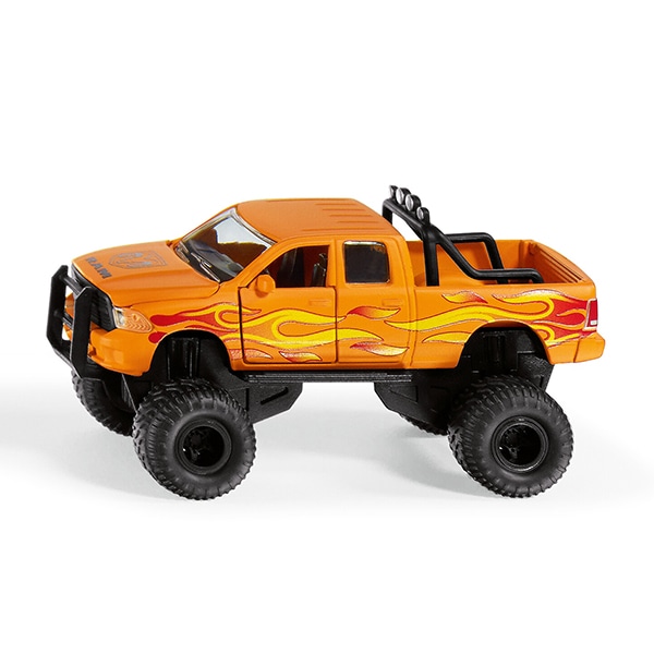 RAM 1500 バルーンタイヤ仕様